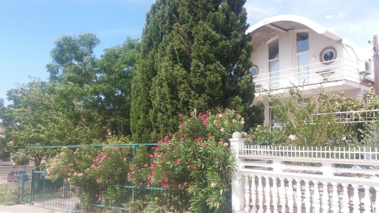 Mini Apartments Natasha סוטומורה מראה חיצוני תמונה
